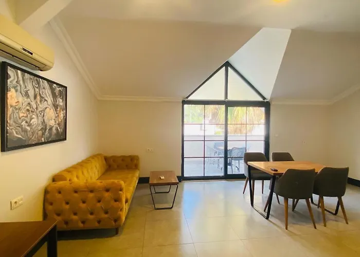 Golden Life 公寓式酒店 费特希耶