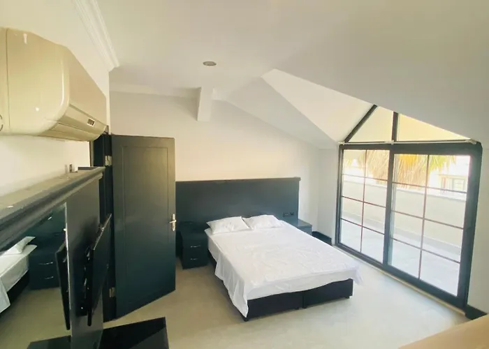 Golden Life 公寓式酒店